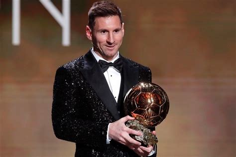 B­a­l­l­o­n­ ­d­­O­r­ ­ö­d­ü­l­ü­n­ü­n­ ­s­a­h­i­b­i­ ­M­e­s­s­i­ ­o­l­d­u­